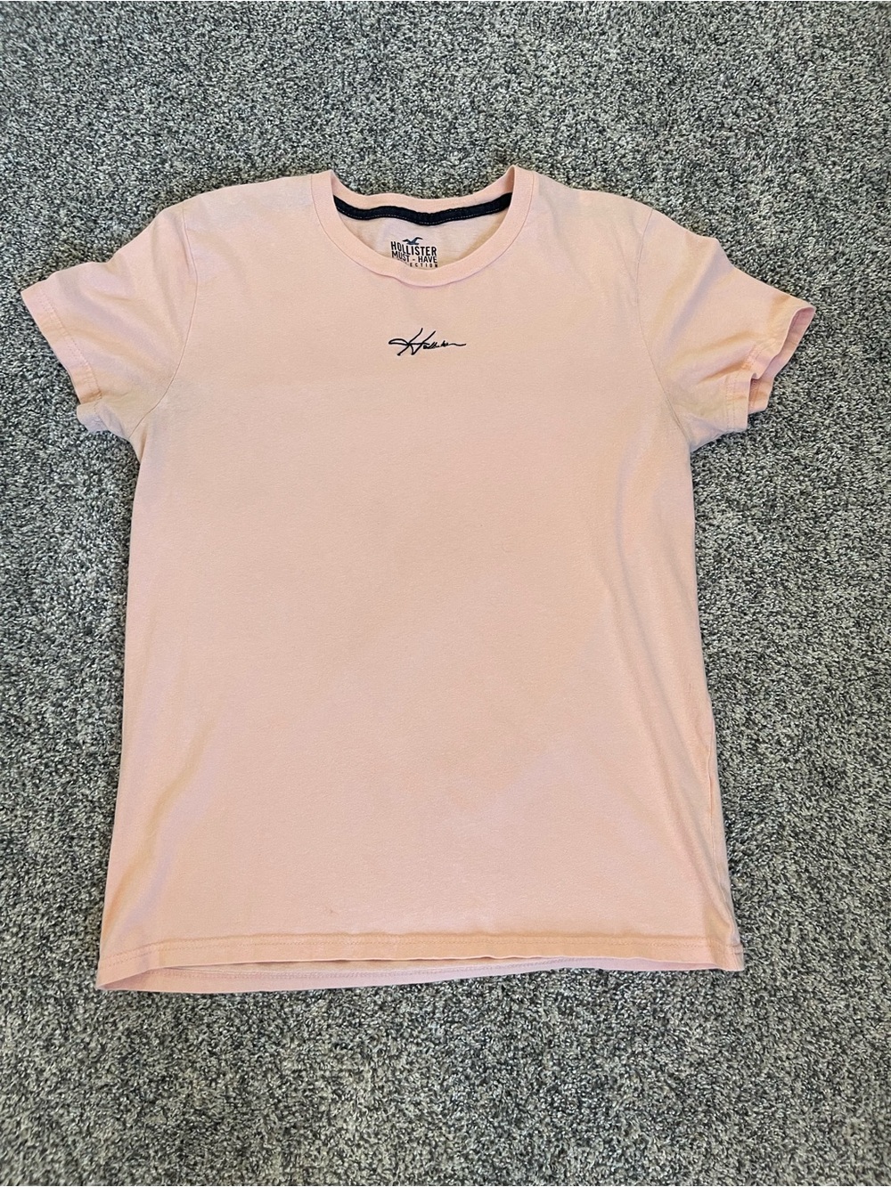 Hollister Peach Tee with Navy Neck Trim